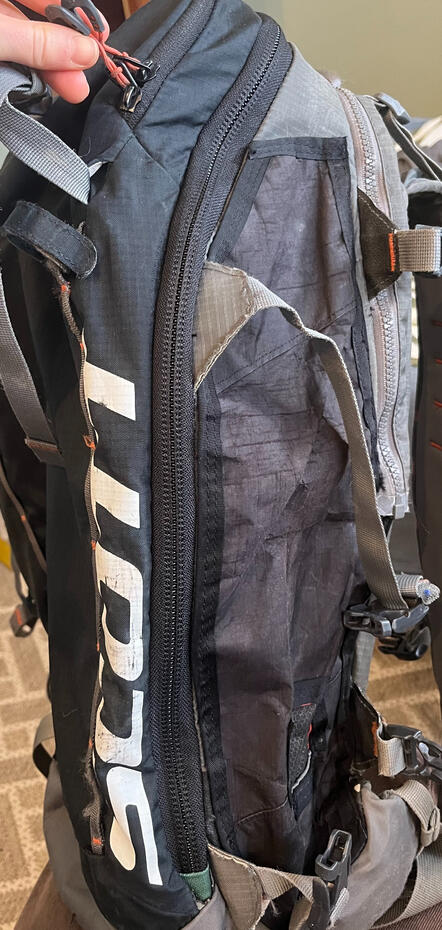 Backpack zipper replacement